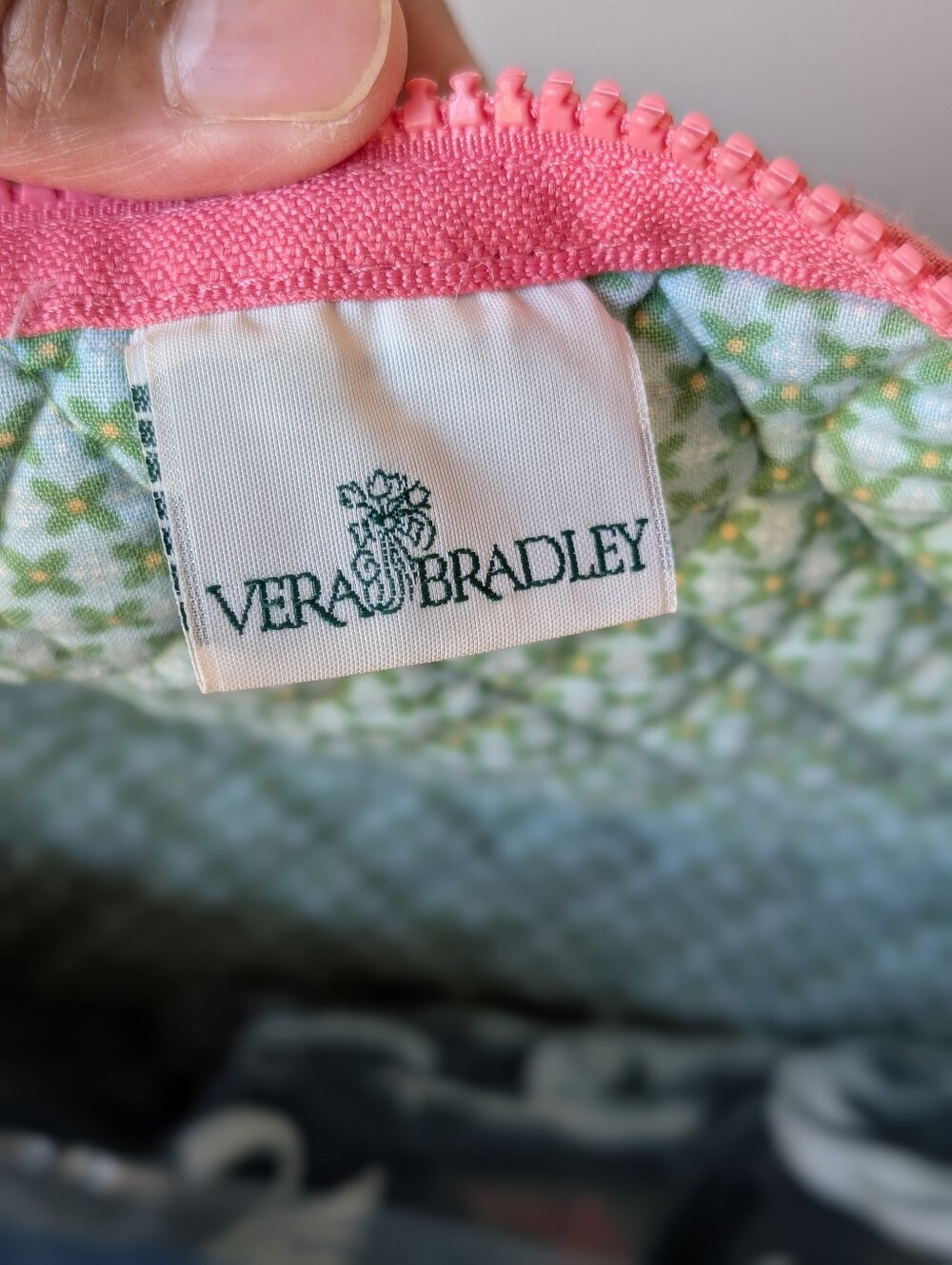 Vintage 2003 Vera Bradley Pink Pansy Large Duffel 24” Quilted Cotton Made In USA - Picture 13 of 16